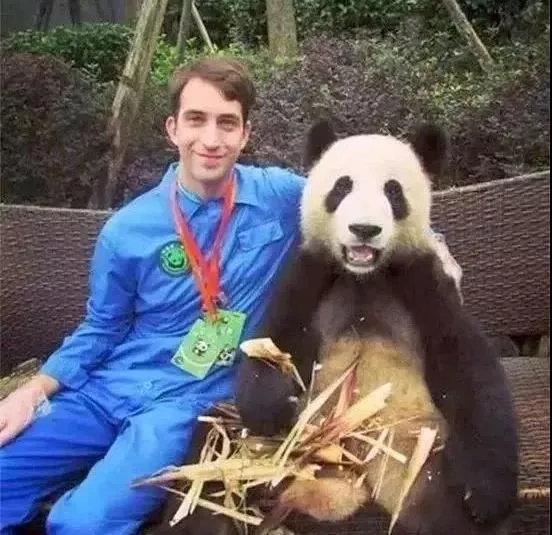 菲利普.jpg 菲利普.jpg